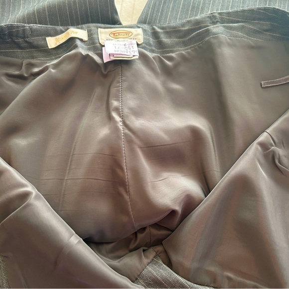 Talbots Pants Charcoal Grey Cream Pin Stripe Wool Classic Plus size 18 W Petite - Picture 11 of 15